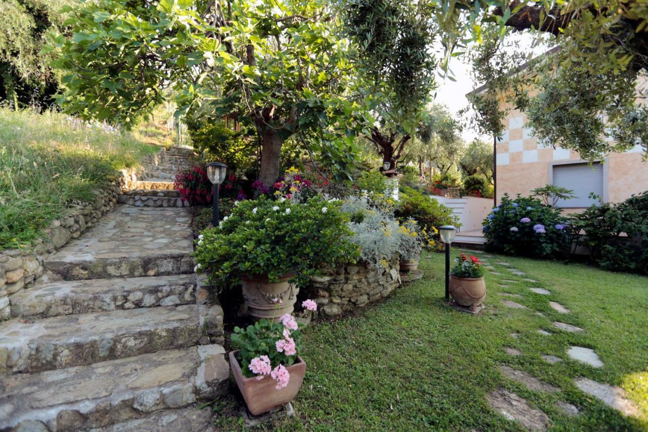 Casa Anna A Pietrasanta In Toscana Con Piscina Exterior foto